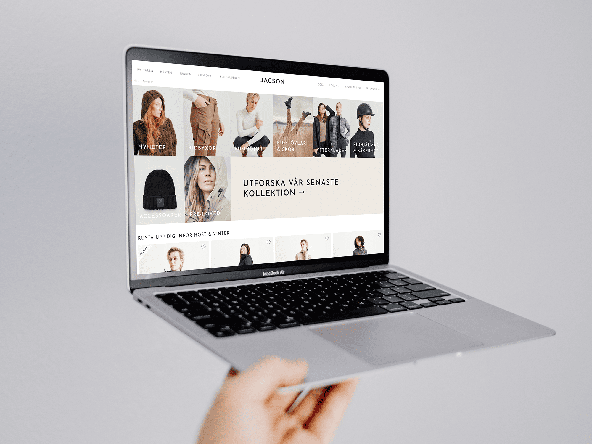 Jacson på laptop